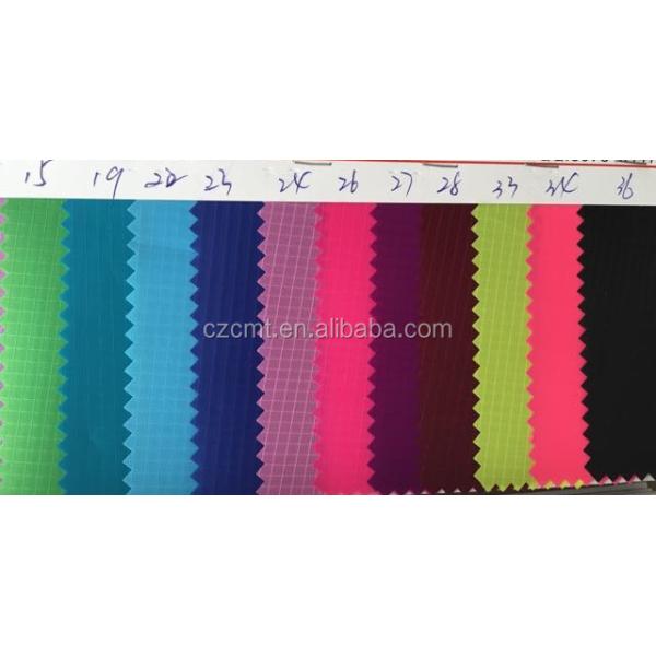 Plain Style 210T Polyester Fabric with PU Coating Resistant to Water and Stains