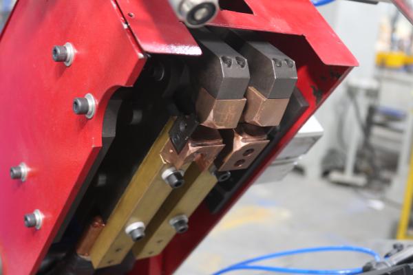 2D 1 - 6mm Wire Bending And Butt Welding Machine