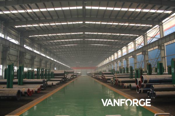 ASTM A335 P5 Durable Seamless Alloy Steel Pipe Heavy Duty High Toughnesss