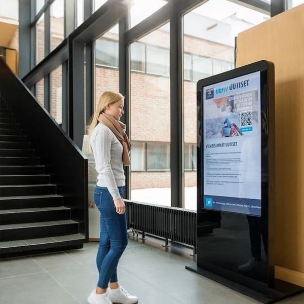 Hospital Bedside Information Tablet with Camera and Privacy Protection