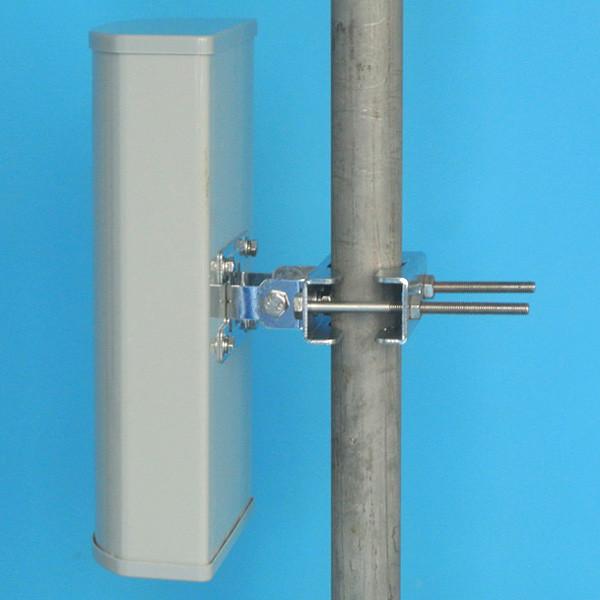 1700 - 2700 MHz 12dbi Vertical Polarization 4G LTE Outdoor Directional Panel Antenna
