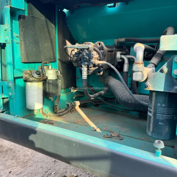 Excavateur Kobelco SK260 d'occasion avec conception en acier doux et puissance globale élevée