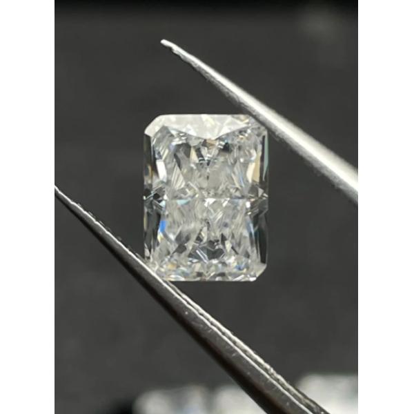 5.03ct Radiant Shape Diamond Ring DEF VVS Lab Grown Diamonds 18K Gold
