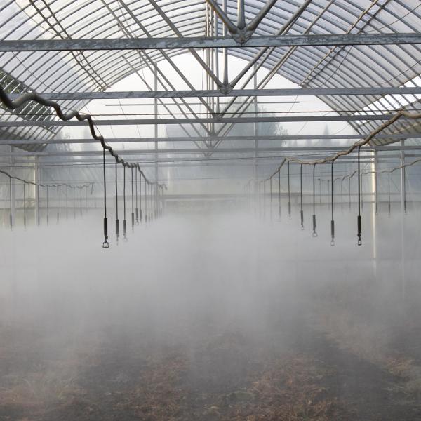 Rotating Sprinkler for Nursery Irrigation Endurable and Refractive Atomization Design
