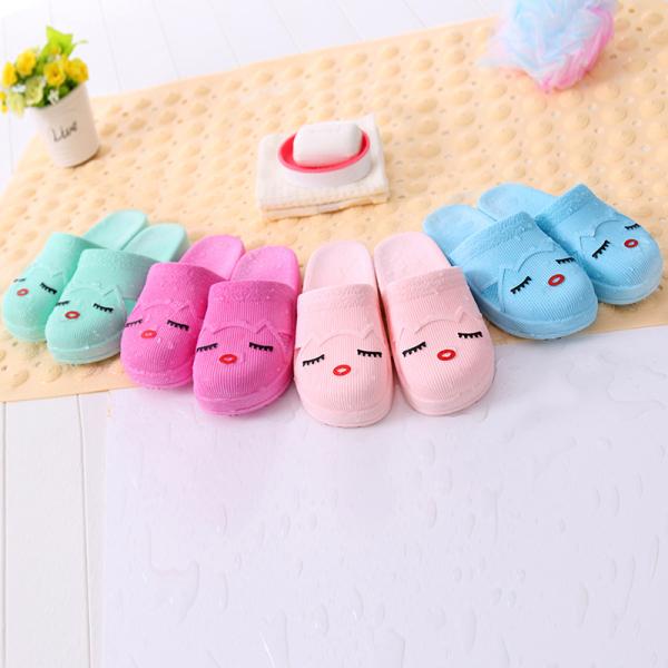 Summer Cute Closed Toe Sandals PVC Non Slip Beach Slippers For Women