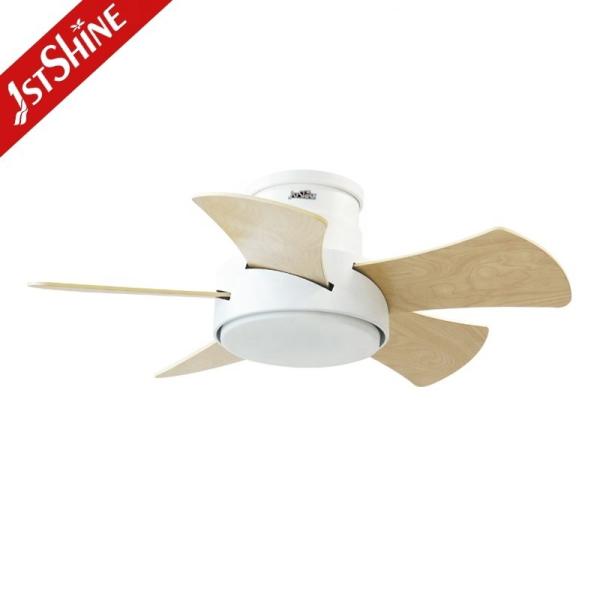 Economia de energia 28 polegadas ventilador de teto LED para tetos baixos corpo de metal e design flush
