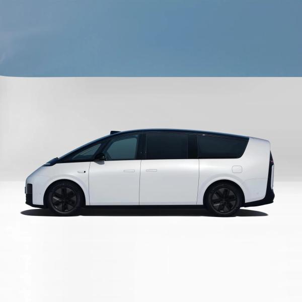 Long Range Energy Vehicles Lixiang Mega Luxury 7 Seater Electric Car EV Car Large SUV MPV