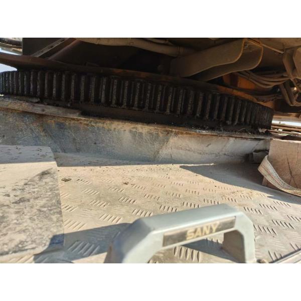 STC400T6 Red and Yellow 40 Ton Truck Crane for Your Construction Needs