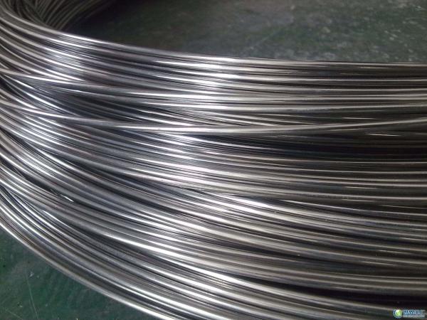 fil de l'acier inoxydable 430F étiré à froid dans la forme de bobine ou la barre ronde redressée