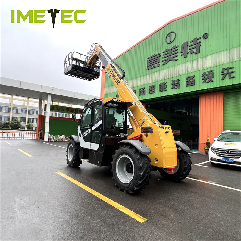 IMETEC Telescopic Handler Forklift with 3Ton Lifting Capacity Quick Hitch and Compact Chassis for Farm and Construction
