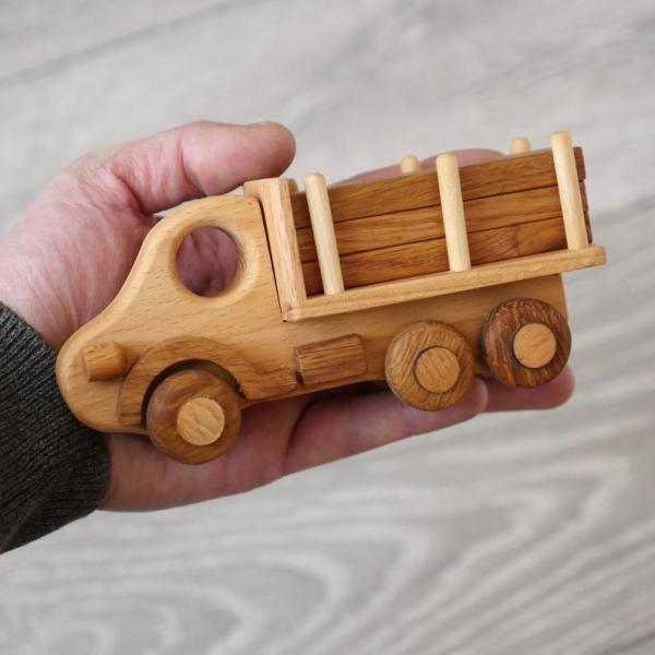 No Deformation Wooden Log Truck Toy , Children Teaching Montessori Wooden Blocks