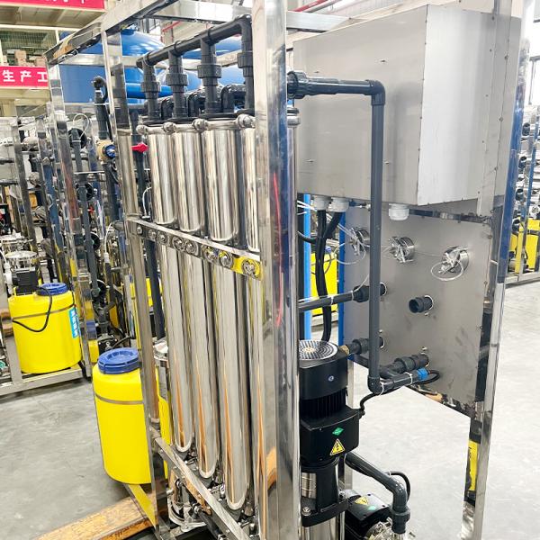 Effective RO Water Purifier Plant for Pure Water Treatment in Commercial Industry