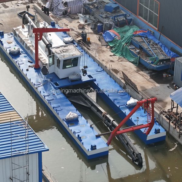 Professional Hydraulic Cutter Suction Dredger with 1100m3/h Workload, 10m Dredging Depth and 205kw Motor for Port and Canal Deepening