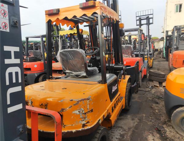                  Used China Hangzhou Manufactured Clamp Holder A30z Forklift in Excellent Working Condition with Amazing Price. Secondhand Hangzhou A30z Clip Forklift on Sale             