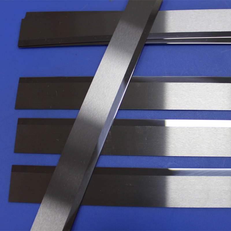 Tungsten Carbide Slitting Knife Blade with 1000°C Operating Temperature 350 MPa High Pressure and 1900 MPa Tensile Strength