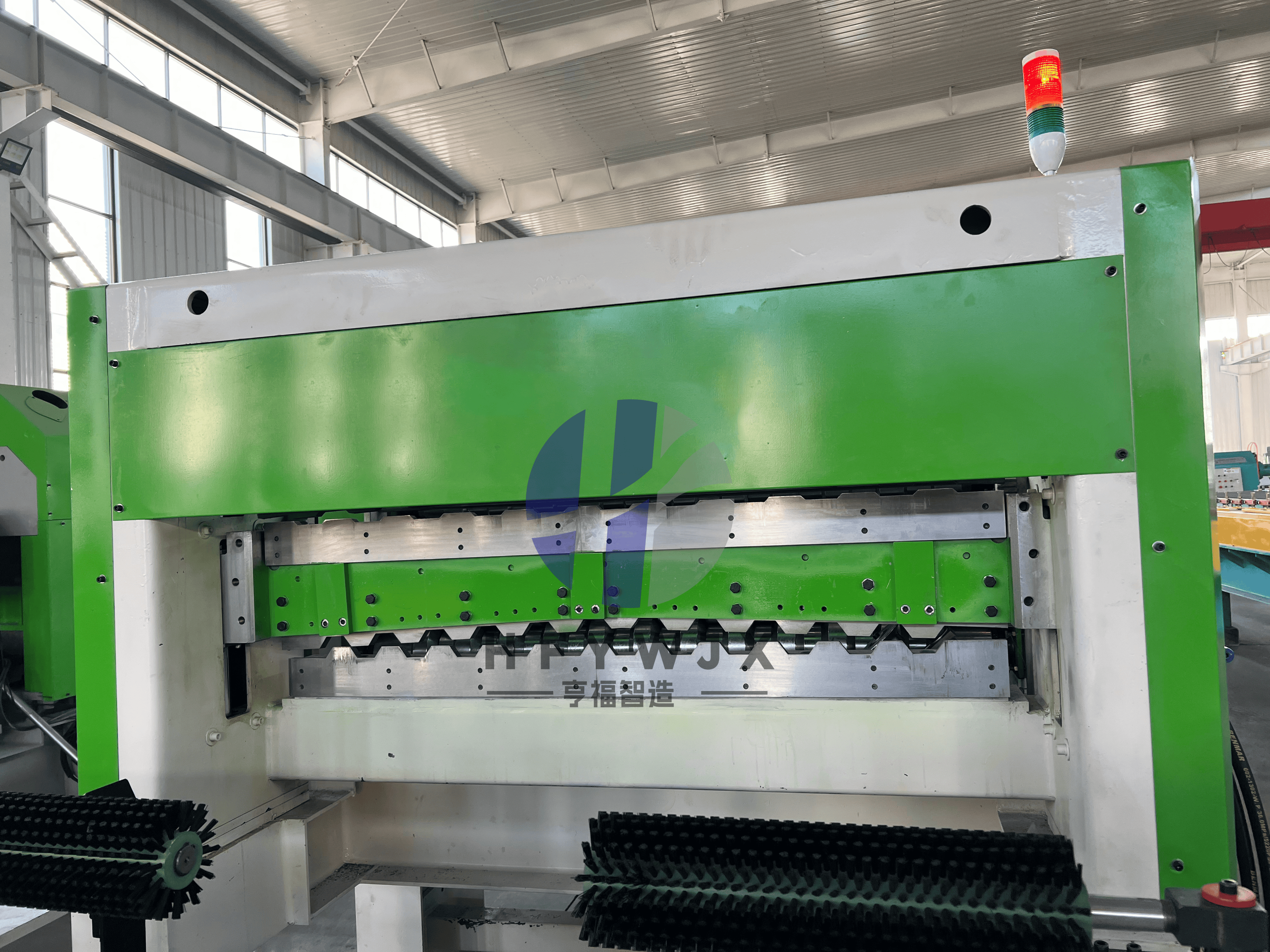 Durable Double Layer Roll Forming Machine With PLC Control System And Heavy Duty Welded Frame