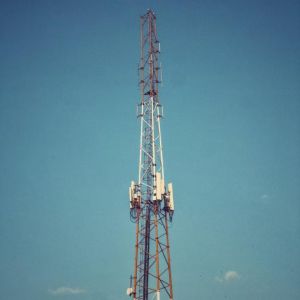 Long Life 3 Legged Tubular Steel Tower Galvanized Telecom Mast Designed for Outdoor 5G 4G Microwave Network Applications