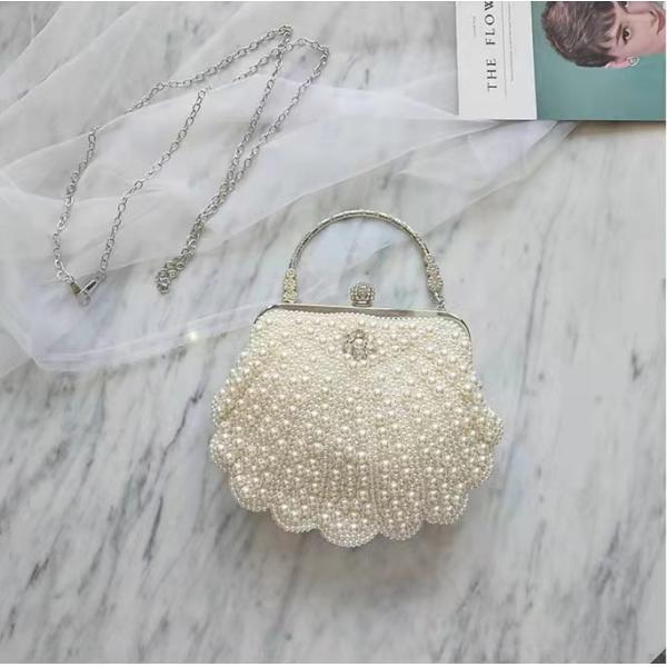 White Shell Shape Pearl Hand Bags Hand Woven For Women 22cm length 18cm height