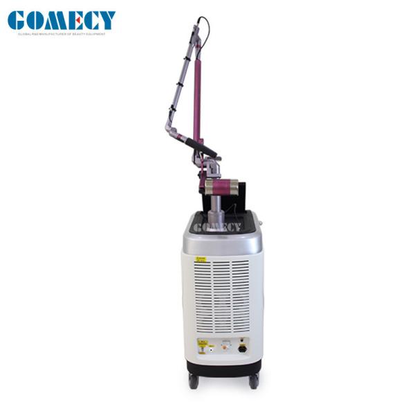 O laser Q do Nd Yag do picosegundo comutou o tratamento do laser para a pigmentação que remove a pele que surge a tatuagem da beleza remove