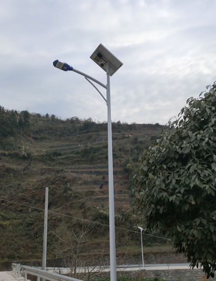 Sensor Control LED Integrated Solar Led Street Light 50W Outdoor Luminaire