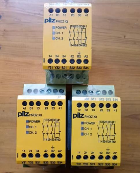 PNOZ X3 774310 Relés de seguridad Pilz 24VAC 24VDC 3NA/1NC 1SD
