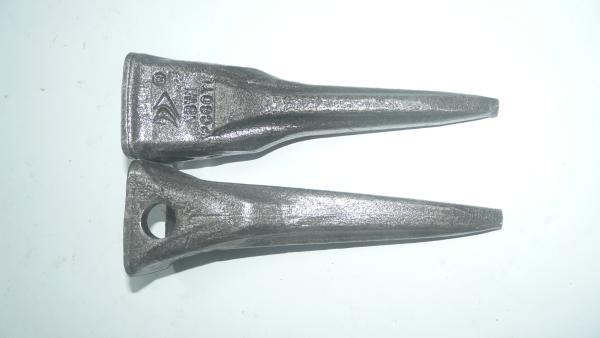 Forging Chisel Tooth PC60RC\ PC60TL 201-70-24140TL Bucket Tooth Suit For PC60