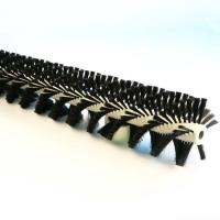 Brosse à gommer cylindrique à rouleaux rotatifs personnalisée pour le nettoyage des convoyeurs