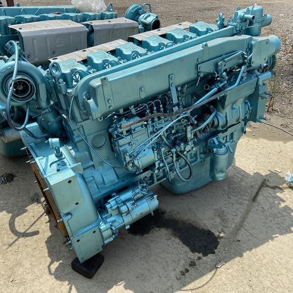 SINOTRUCK HOWO Engine Components Manufacturers Sell 371HP WD615.47 6-Bar Truck Engines