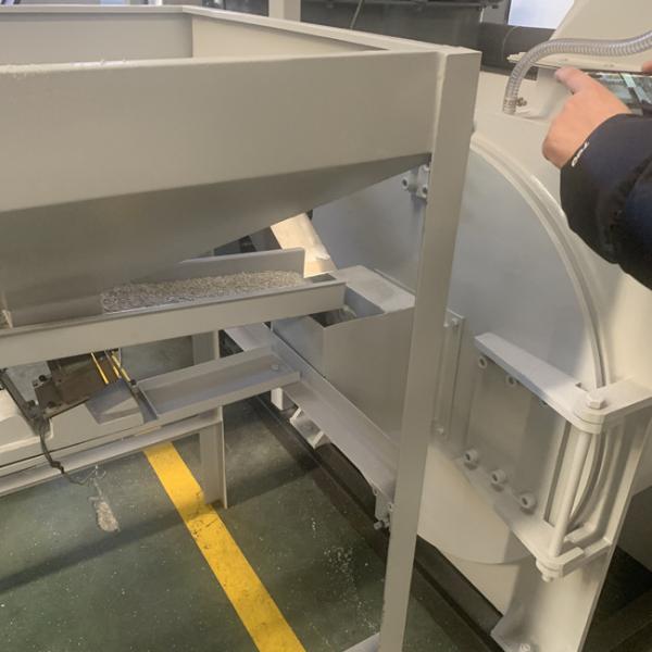 Объем машины 300kg/H Pulverizer PE PVC PP промышленный высокий