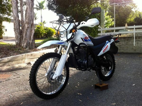5 motocicleta da bicicleta da sujeira refrigerar de ar do deslocamento de engrenagem 200cc com embreagem manual