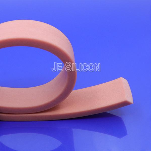 Square Self Adhesive LFGB Silicone Sponge Rubber Strips