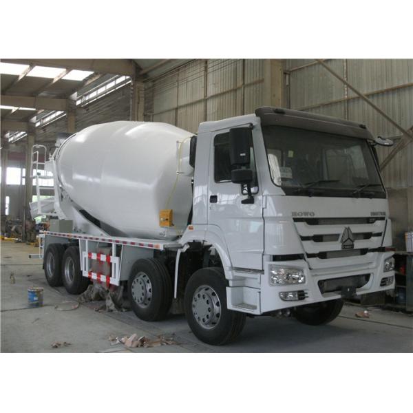 Загрузка собственной личности тележки смесителя СХАКМАН СИНОТРУК 6С4 12М3 объемная с гидронасосом