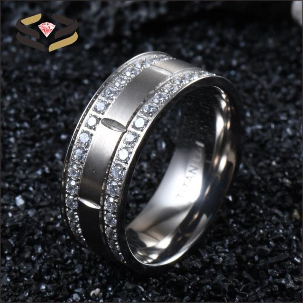 Chic Wedding Titanium Rings 9mm Two Lines Cubic Zircon Inlayed For Women