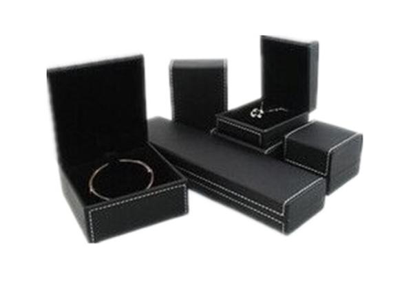 High End Leather Jewelry Box Elegant Style UV Coating Embossed Eco - Friendly