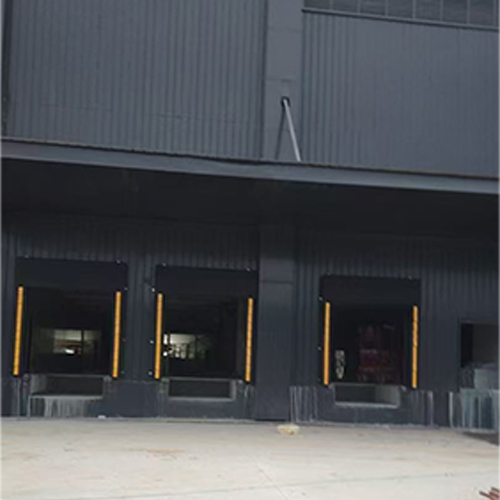 Industrial PVC Loading Dock Shelter , Tapered Sponge Dock Seal