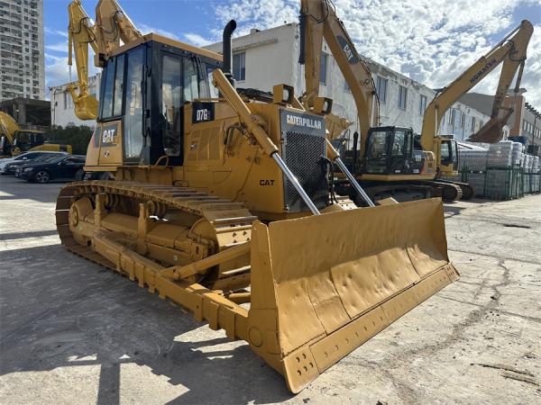 ターボチャージャー付き3306エンジン搭載のCAT D7G2ブルドーザー（中古）