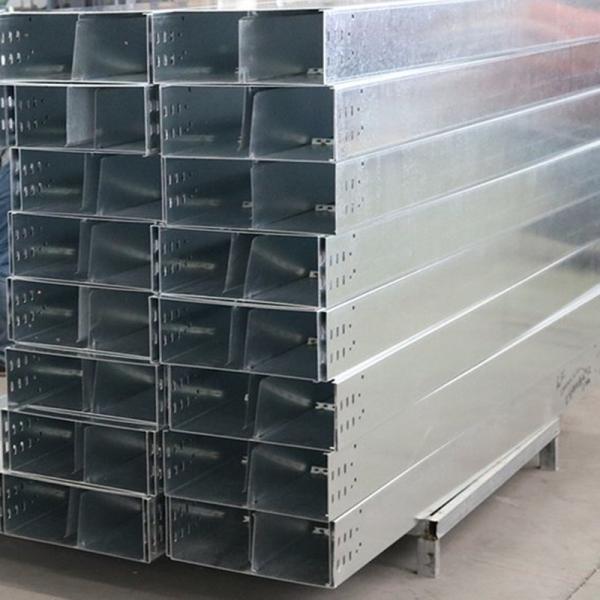 Streamline Powder Coated Perforated Cable Tray / Painted Non Ferrous Cable Tray Anti Slip Surface