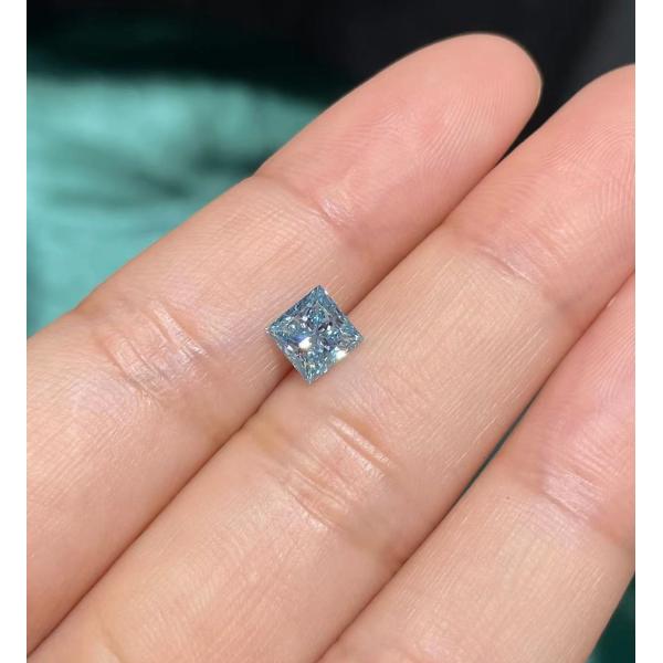 Свободная лаборатория сделала диамантами голубые диаманты принцесса Лаборатория Расти Диамант аттестовала свободный диамант