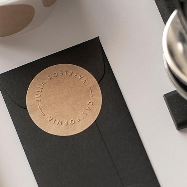 1.5in Garments Embossed Printable Self Adhesive Labels Recycled Paper Sticker Printing