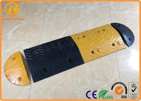Prefabricated Portable Rubber Parking Bumpers , Car Safety Road Concrete Speed Bumps