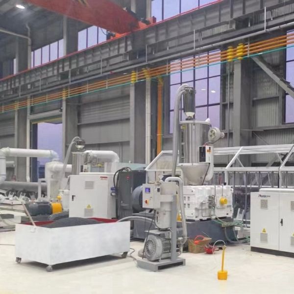 Steel Pipe 3LPE Coating Line For Oil Gas Pipeline Using Epoxy Powder PE Adhesive