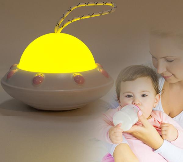 4 luz branca morna da bateria da luz 2W 1250mAh da noite do UFO dos grânulos do diodo emissor de luz
