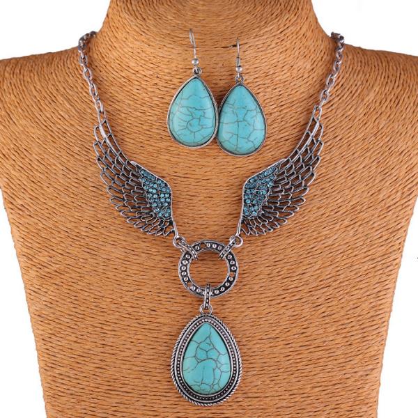 Wings zinc alloy pendant necklace with turquoise water droplets / Necklaces