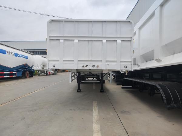 Heavy Duty Steel Flatbed Trailer With Enhanced Load Capacity