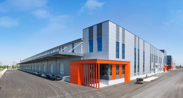 Quick Install PEB Steel Buildings Lightweight Steel Structure Industrial Building