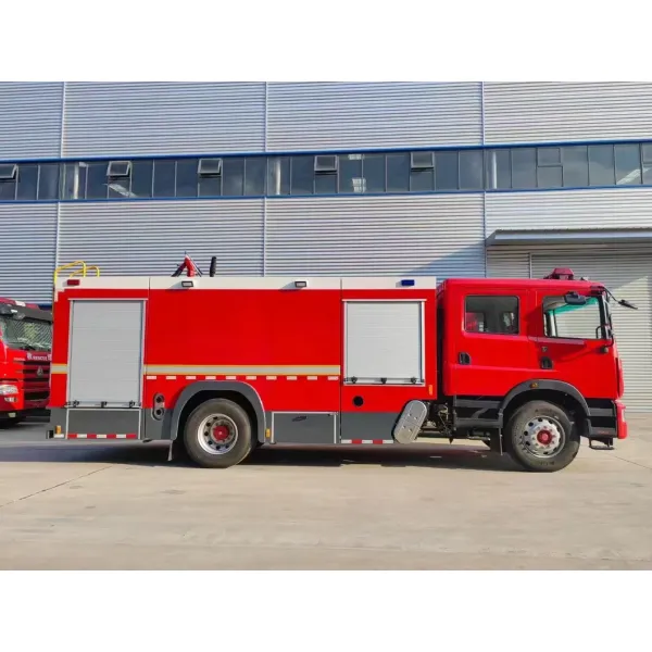 Dongfeng 8 ton Water Tank Fire Truck Extinguisher Truck