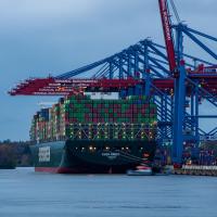 China para Bangladesh interrompe serviços de transporte de cargas pesadas