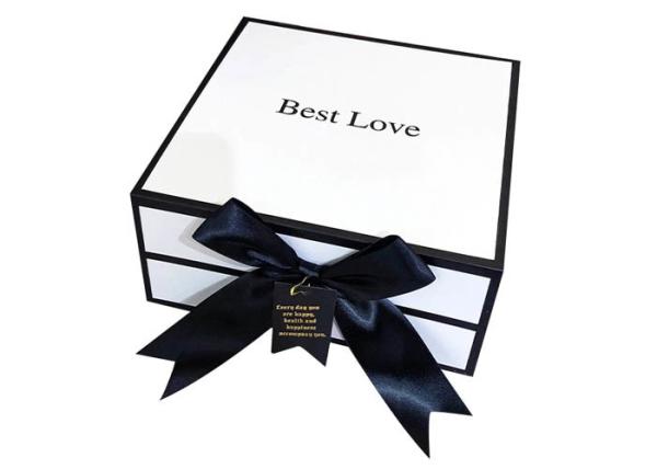 Foldable Flip CMYK 350g Paper Gift Packaging Box 30*25*18CM