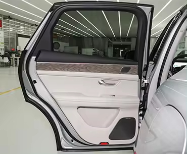 Level SUV 2023 AITO M5 200 KM NEDC Range Auto Car Electric Vehicle for Max Speed 210