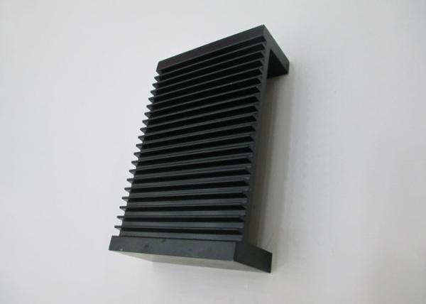 O preto anodizou os perfis de alumínio do dissipador de calor, radiadores de alumínio expulsos do dissipador de calor